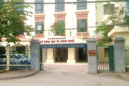 Kỷ luật Phó Giám đốc Sở Khoa học và Công nghệ tỉnh Hòa Bình