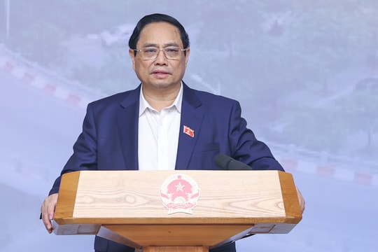 Đẩy mạnh phân cấp, ủy quyền, quyết liệt thúc đẩy các công trình giao thông trọng điểm