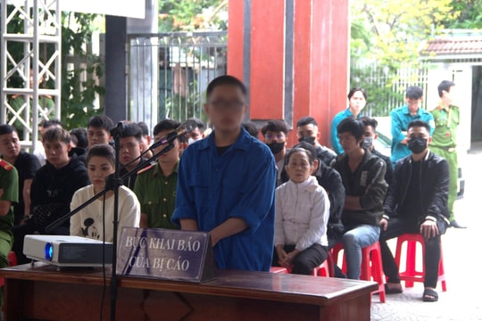 Nhân viên giao hàng "kiêm" bán ma túy cần sa