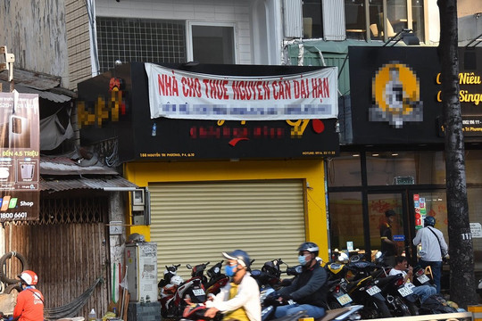 TP.HCM: Nghịch lý giá thuê mặt bằng vẫn tăng dù “ế ẩm”