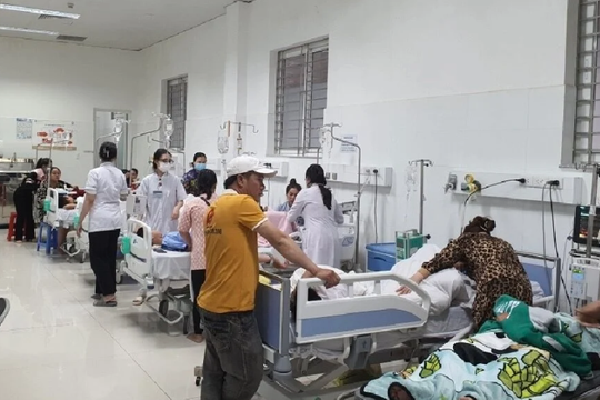 Lộ nguyên nhân 93 học sinh ngộ độc ở Kiên Giang