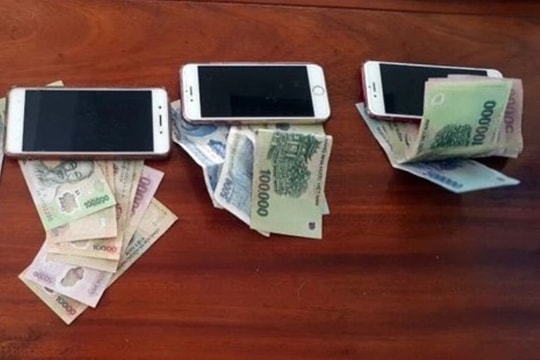 Triệt phá đường dây đánh bạc khủng bằng hình thức mua bán lô đề