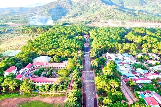 Những thành tích ấn tượng trong nửa đầu nhiệm kỳ thực hiện Nghị quyết Đại hội đại biểu Đảng bộ huyện Mang Yang lần thứ XVII
