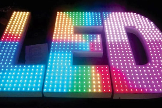 Cảnh báo khả năng bị tấn công chiếm quyền điều khiển bảng điện tử/bảng LED