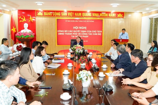 Giám đốc Sở Tư pháp Hải Phòng xin thôi việc
