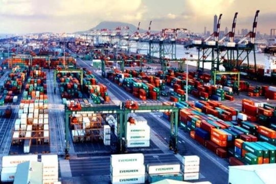 Kiên định mục tiêu xuất nhập khẩu bền vững