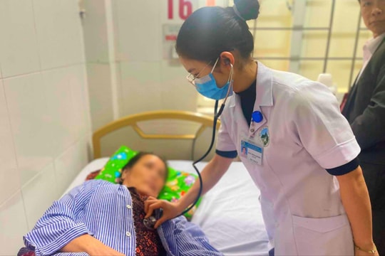Ngạt khí khi đốt than trong phòng kín