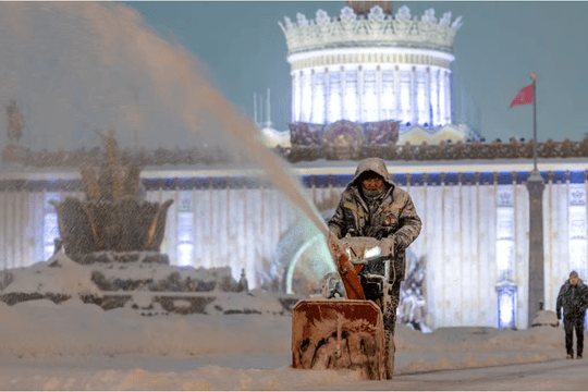 Nhiệt độ ở Siberia giảm xuống âm 50 độ C, tuyết phủ dày kỷ lục