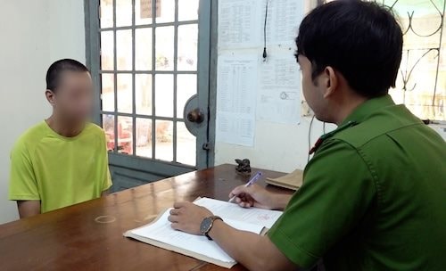 Làm giả giấy chứng nhận quyền sử dụng đất để lừa đảo
