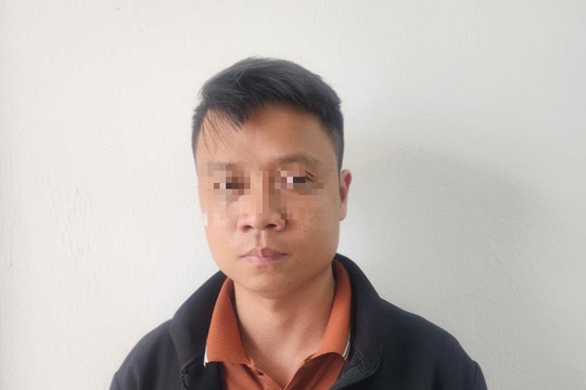 Bắt giữ cựu nhân viên ngân hàng lừa tiền đồng nghiệp