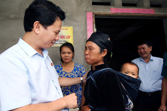 Khát vọng Người đại biểu nhân dân nơi địa đầu Tổ quốc - Bài 1: Những cuộc họp không còn 'trên giấy'!