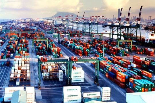 Việt Nam xếp thứ 43 trong bảng xếp hạng chỉ số hiệu quả logistics