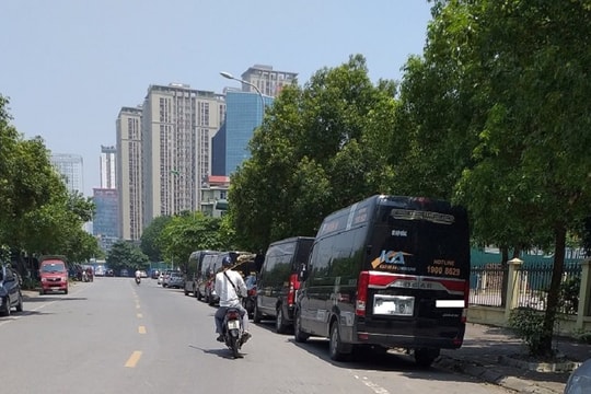 Xử lý nghiêm tình trạng xe dù, bến cóc, tăng giá vé trái quy định dịp Tết