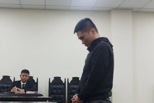 Đâm thủng hàng loạt lốp xe ô tô vì bị “cắt chức” quản lý bãi trông xe