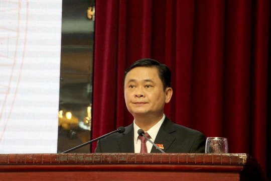 Khai mạc Kỳ họp thứ 17 HĐND tỉnh Nghệ An khóa XVIII, nhiệm kỳ 2021 – 2026