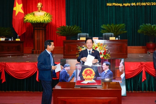 HĐND TP. Hải Phòng lấy phiếu tín nhiệm 29 người giữ chức vụ
