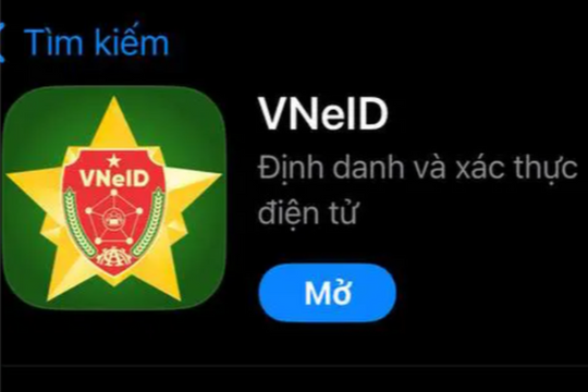 Người dân có thể tự cập nhật bằng lái xe lên VNeID