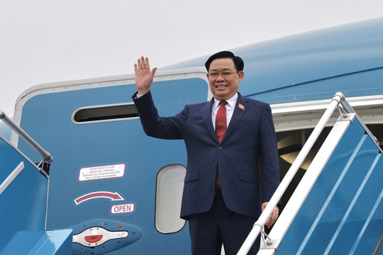 Chủ tịch Quốc hội kết thúc tốt đẹp chuyến thăm Lào và Thái Lan