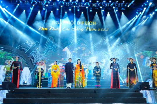 Tiếng lòng của NTK dân tộc Tày qua BST “Xứ sở Thần tiên - Non nước Cao Bằng”