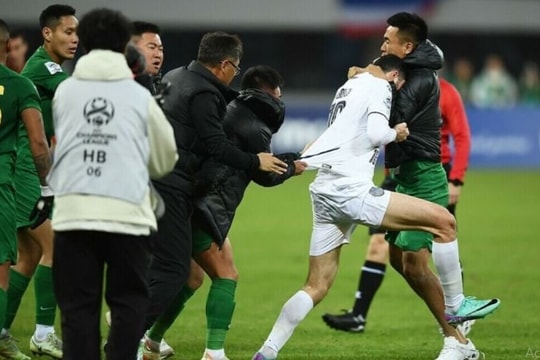 AFC ra án phạt với vụ hỗn chiến giữa CLB Thái Lan và Trung Quốc