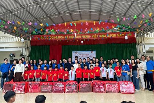 Ý nghĩa chương trình thiện nguyện 'Áo ấm mùa đông 2023' tại Hà Giang