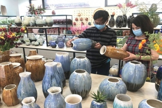 Xuất khẩu gốm sứ mỹ nghệ tháng 11 cao nhất trong 12 tháng