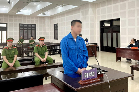 Đâm thủng tim người tình của vợ vì ghen