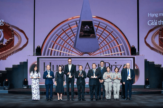 Vinamilk giành Giải Human Act Prize và Dự án Bền bỉ tại Giải thưởng Hành động vì cộng đồng