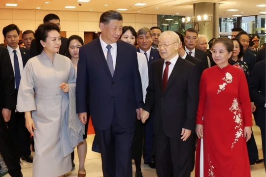 Tổng Bí thư Nguyễn Phú Trọng và Phu nhân cùng Tổng Bí thư, Chủ tịch Trung Quốc Tập Cận Bình và Phu nhân dự gặp gỡ nhân sĩ hữu nghị và thế hệ trẻ hai nước Việt Nam-Trung Quốc