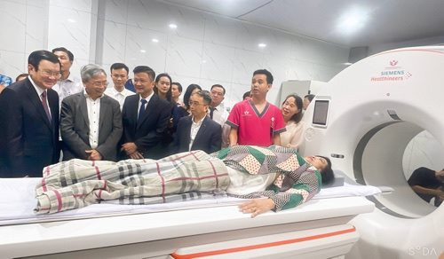 Khánh thành máy CT Photon Counting Naeotom Alpha đầu tiên Việt Nam