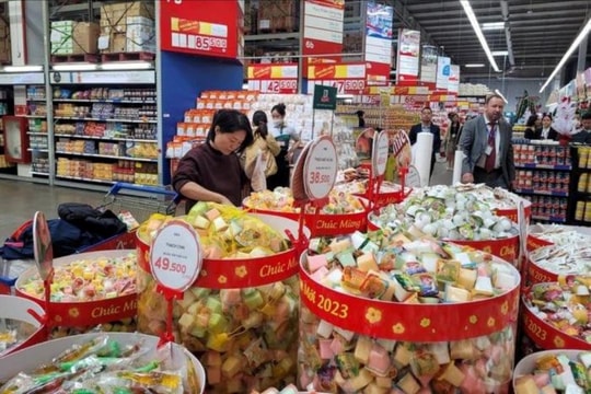 Đồng loạt kiểm tra an toàn thực phẩm dịp Tết Giáp Thìn 2024