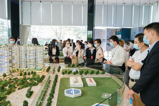 Giải pháp “cứu cánh” cho doanh nghiệp bất động sản tắc dòng tiền