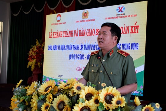 Bàn giao 28 căn nhà đại đoàn kết tại Cần Thơ