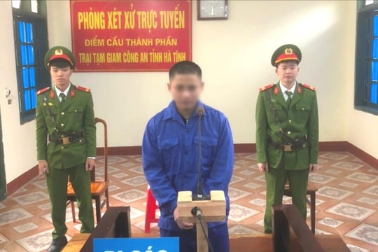 Mua ma túy về sử dụng thì bị bắt