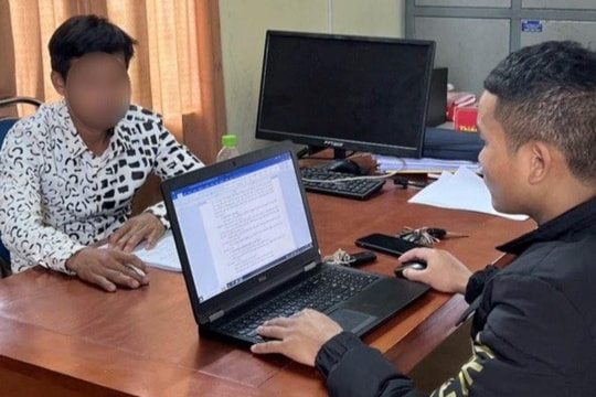 Ghen tuông, chồng dùng búa đánh vợ tử vong rồi cố thủ trong nhà