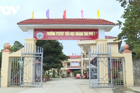 Đề nghị xử nghiêm vụ 11 học sinh chia nhau 2 gói mì tôm