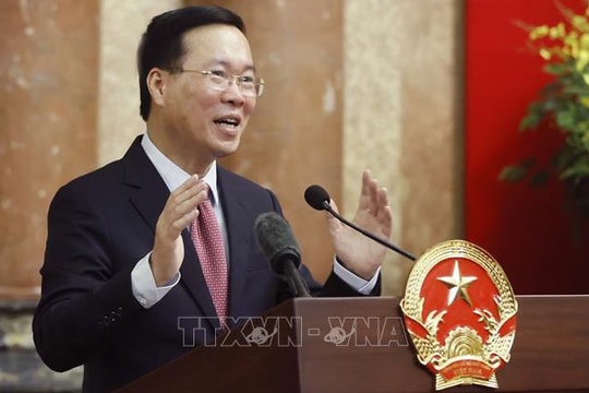 Chủ tịch nước gặp mặt các đại sứ, trưởng cơ quan đại diện Việt Nam ở nước ngoài