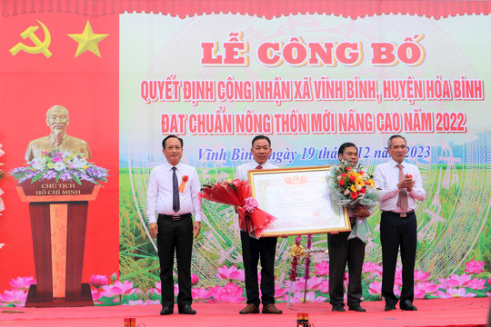 Xã Vĩnh Bình đạt chuẩn nông thôn mới nâng cao