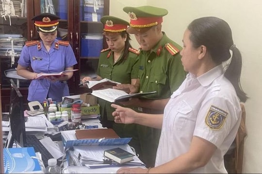 Khởi tố Giám đốc Cảng vụ Hàng hải Quảng Nam và thuộc cấp