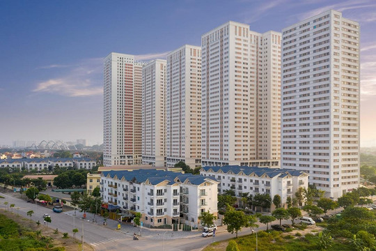 Cơ cấu lại phân khúc, hạ giá chung cư