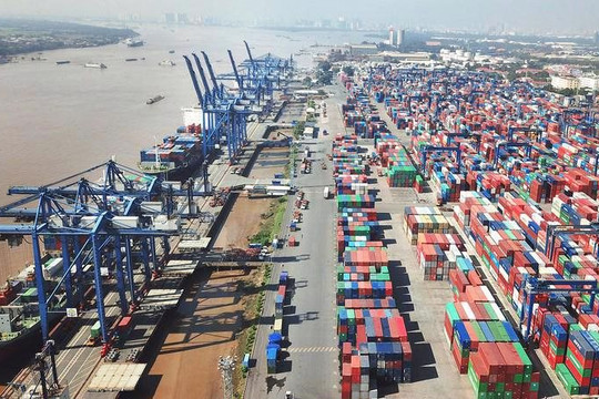TP.HCM thu phí cảng biển đạt gần 3.800 tỷ đồng
