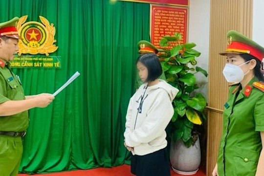 Ba nhân viên ngân hàng chiếm đoạt hơn 3,5 tỷ đồng
