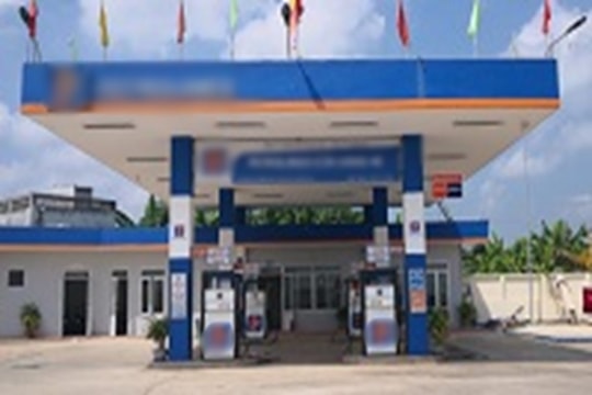 Xử phạt Công ty Xăng dầu xây dựng không phép