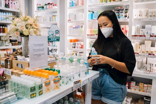Điều chỉnh quy định kê khai giá thuốc, đáp ứng nhu cầu của người dân