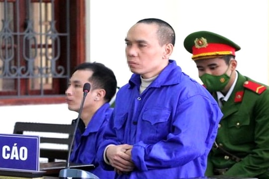 Chồng chém vợ vì bị thách thức