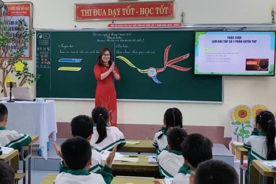 Đề xuất bổ sung 27.860 biên chế giáo viên cho n ăm học 2023 - 2024