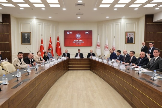 Thổ Nhĩ Kỳ tăng lương tối thiểu thêm 49% vào năm 2024