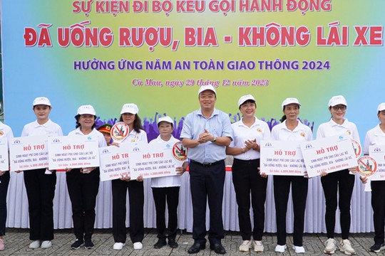 Kêu gọi cộng đồng hành động 'Đã uống rượu, bia - Không lái xe'