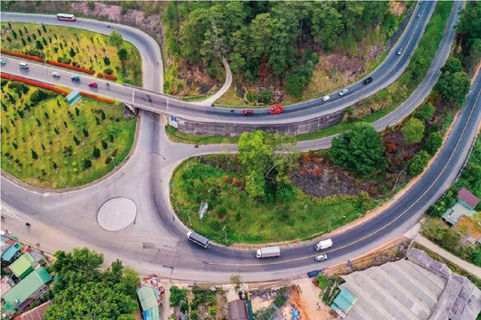 Tạm thời thông xe toàn tuyến đèo Prenn dịp Tết Dương lịch