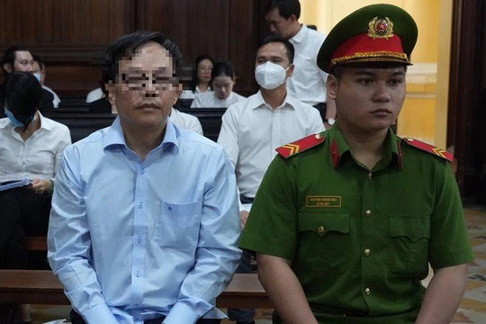 Cựu chủ tịch HĐQT Saigon Co.op  lãnh 10 năm tù